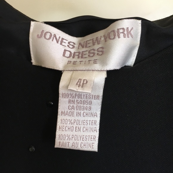 Black Tie, little black dress. Size 4 - Picture 3 of 3